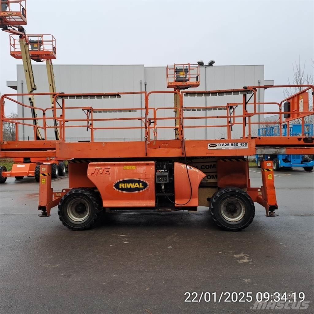 JLG 3394RT Scheren-Arbeitsbühnen
