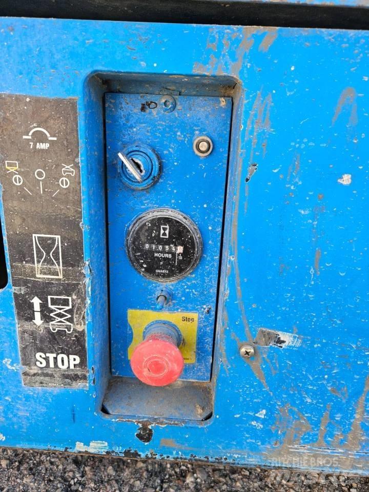 Genie GS 2646 Scheren-Arbeitsbühnen