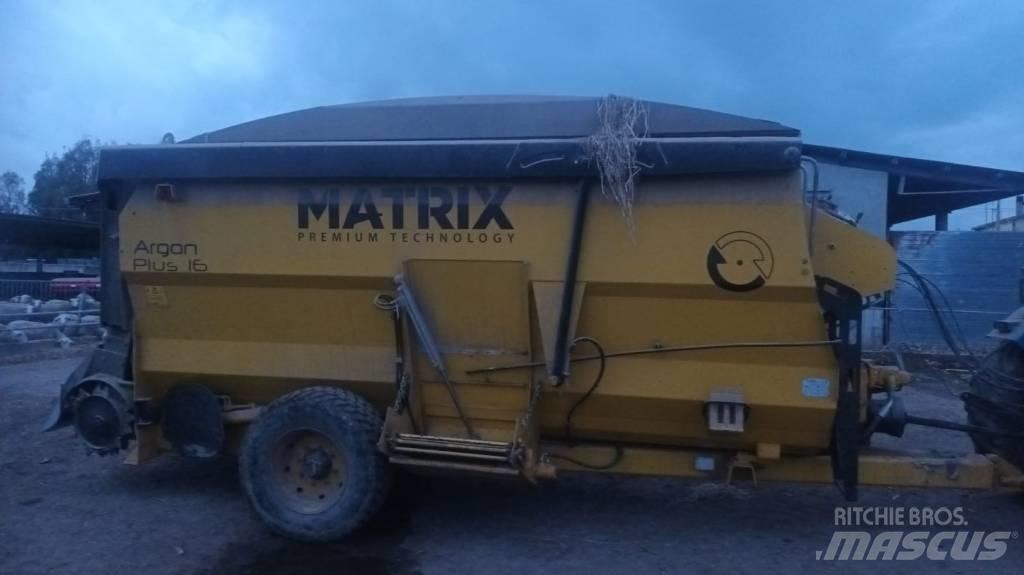  Matrix Argon Plus 16 Futtermischwagen