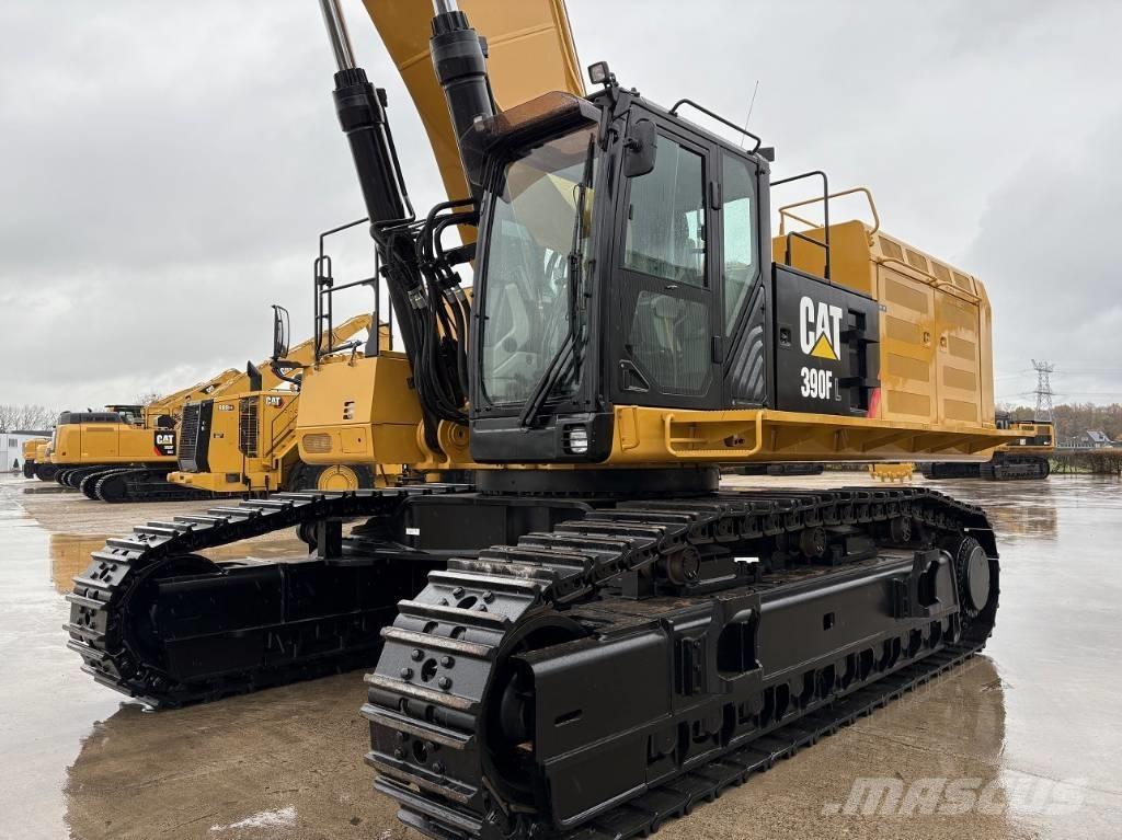 CAT 390F Long reach Raupenbagger