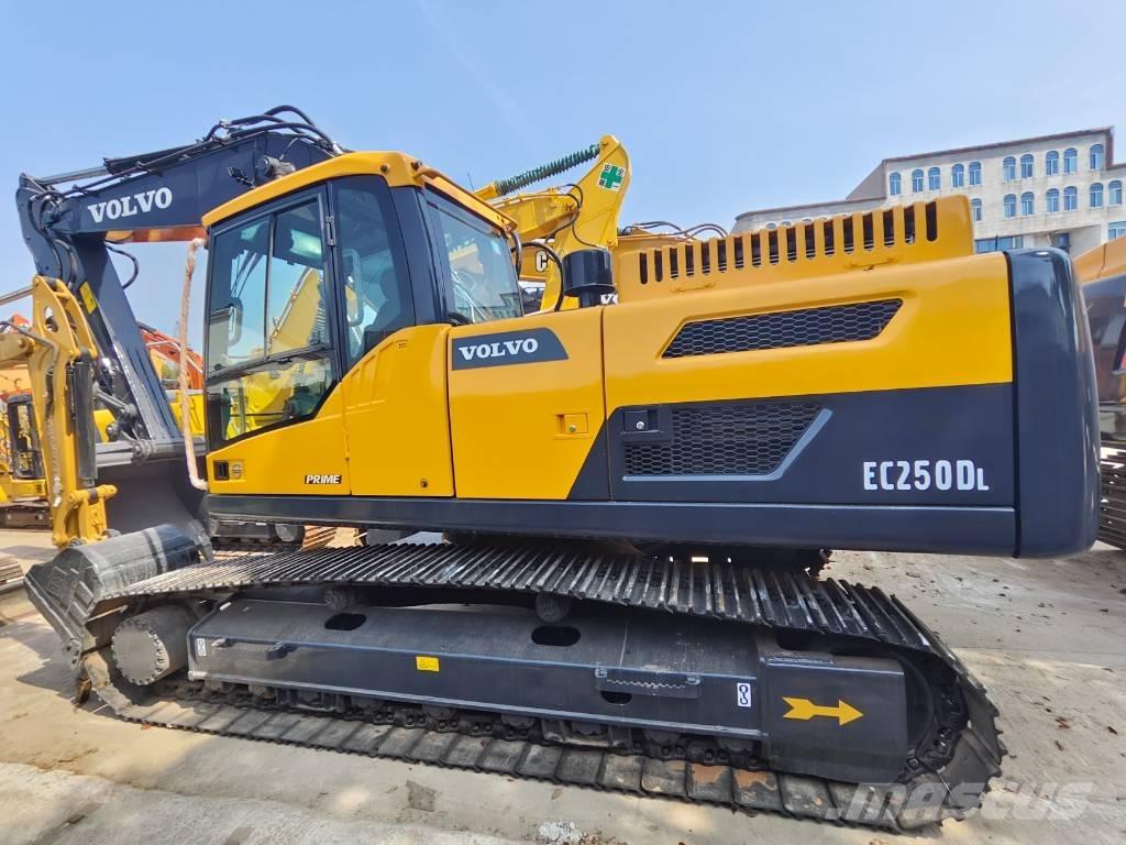 Volvo EX250DL Raupenbagger