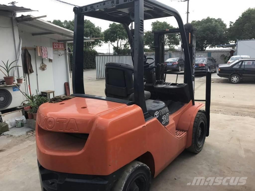 Toyota FD 30 Diesel heftrucks