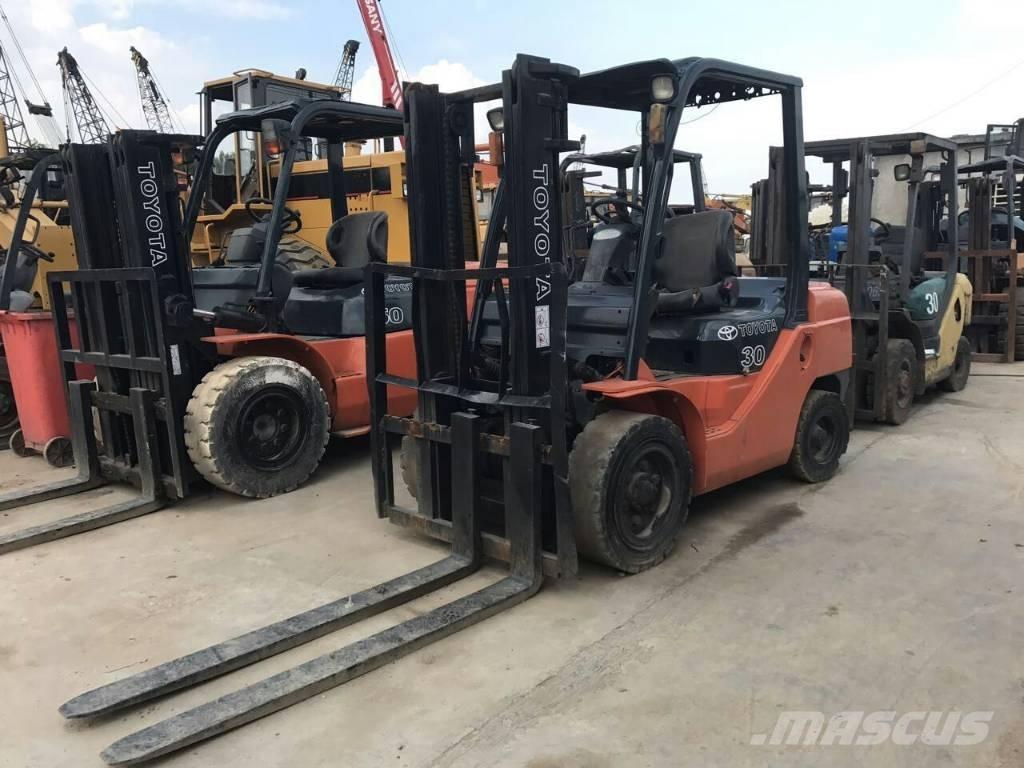 Toyota FD 30 Diesel heftrucks
