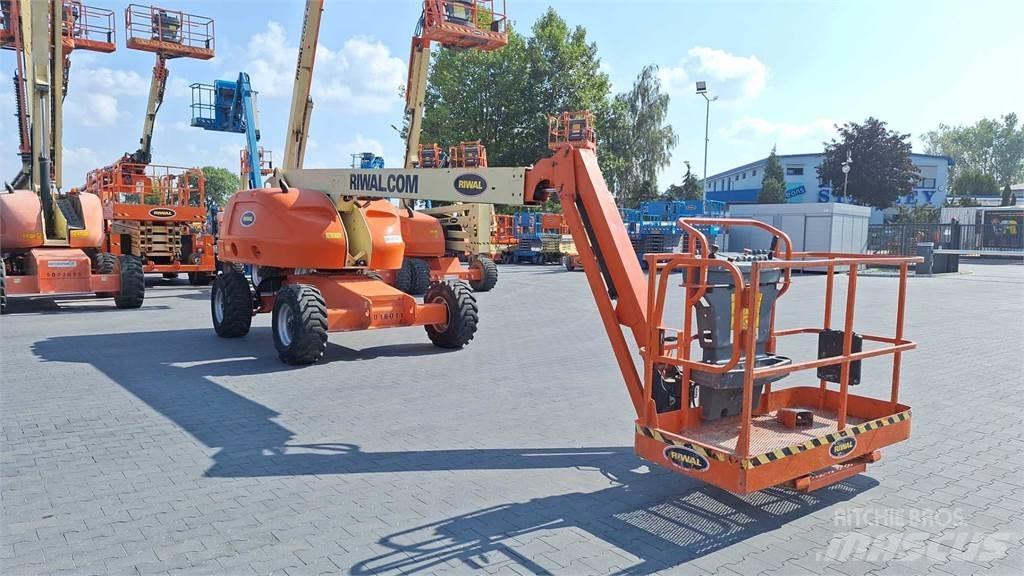 JLG 460SJ Teleskopbühnen
