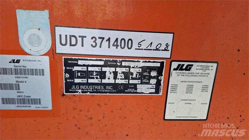 JLG 460SJ Teleskopbühnen