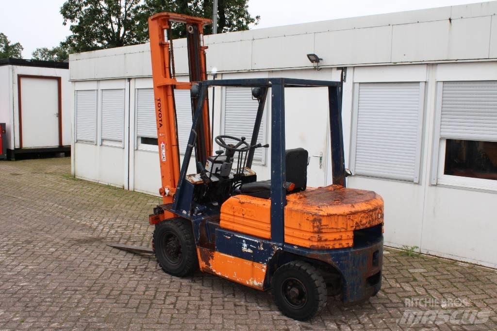 Toyota 5 FD 25 Diesel heftrucks