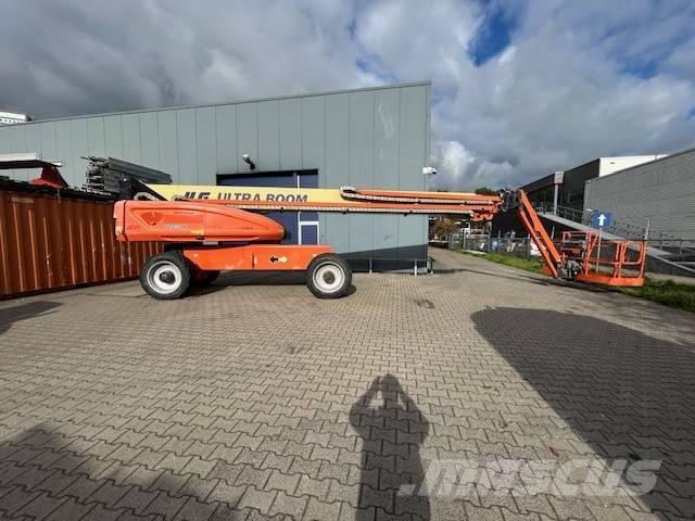 JLG 1200 SJP Teleskopbühnen