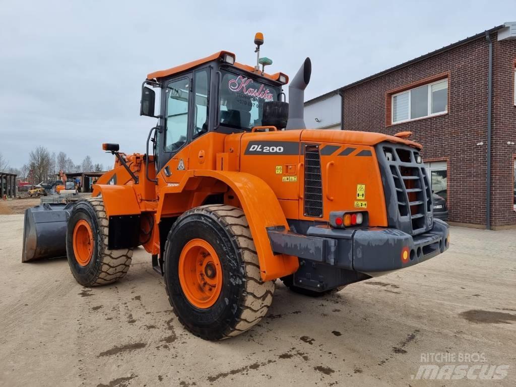 Doosan DL 200-3 Radlader