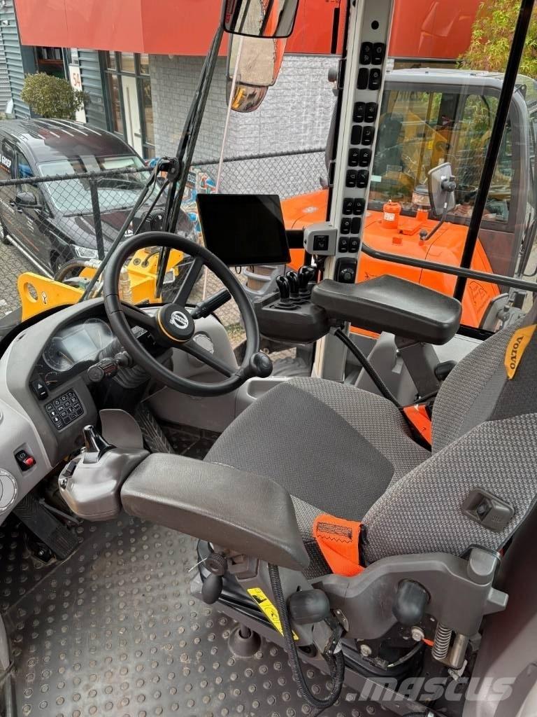 Volvo L 120 H Radlader