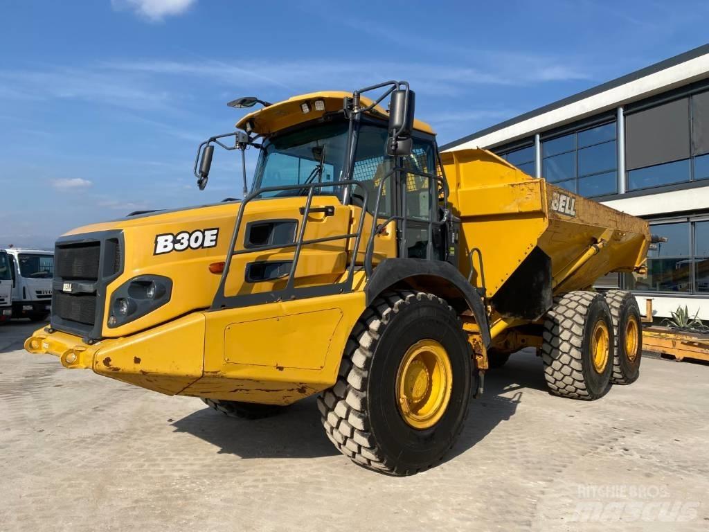 Bell ADT B30E Dumper - Knickgelenk