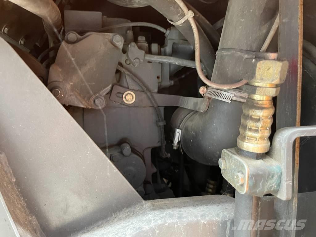 ABG TITAN 2820 Strassenfertiger