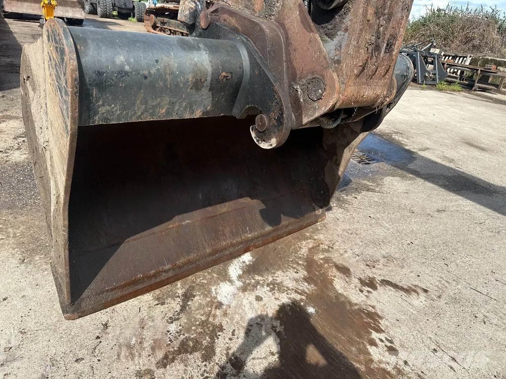 Volvo EC200 Raupenbagger