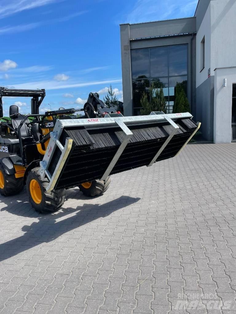 Fliegl Zamiatarka Sonstige Landmaschinen