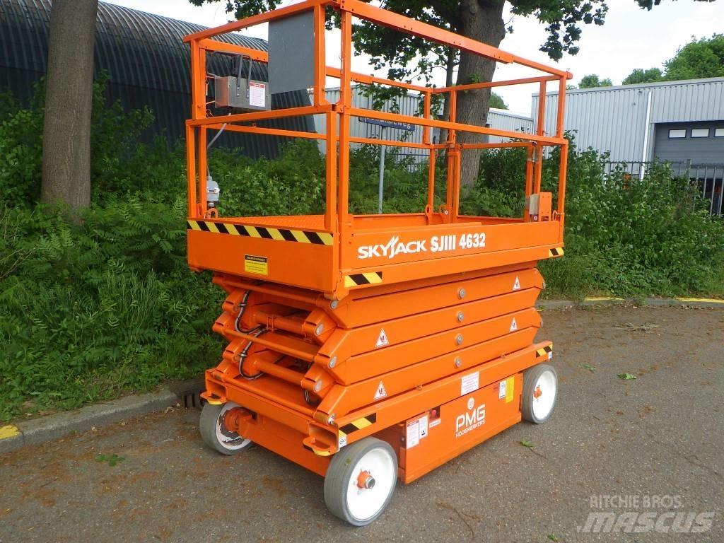 SkyJack SJ4632 Scheren-Arbeitsbühnen