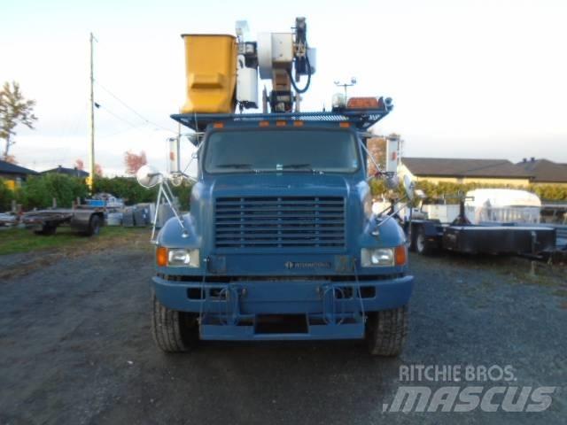 International F 4900 LKW-Arbeitsbühnen