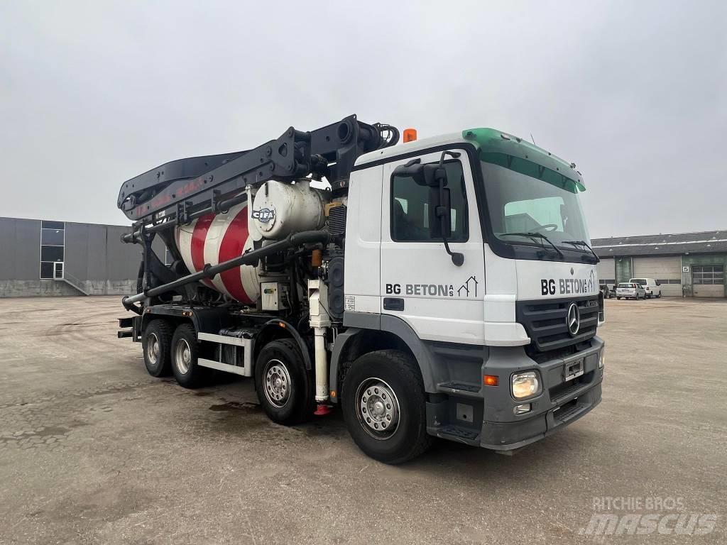 Mercedes-Benz 3244 Betonpumpen