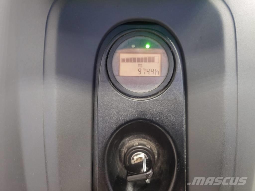 Linde L12/1172 Deichselstapler