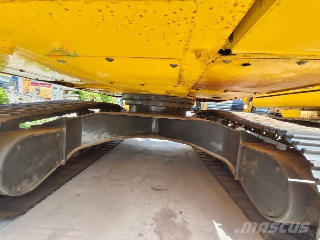 Komatsu PC 220-8 Raupenbagger