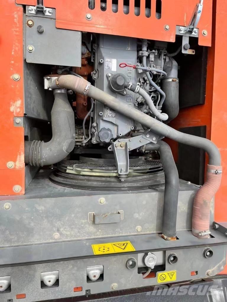 Hitachi ZX 240-3 Raupenbagger