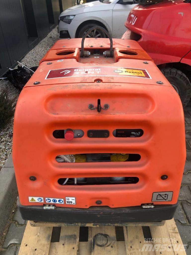 Husqvarna LH804 Erdbauwalzen