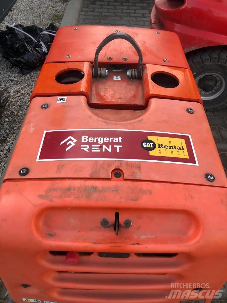 Husqvarna LH804 Erdbauwalzen