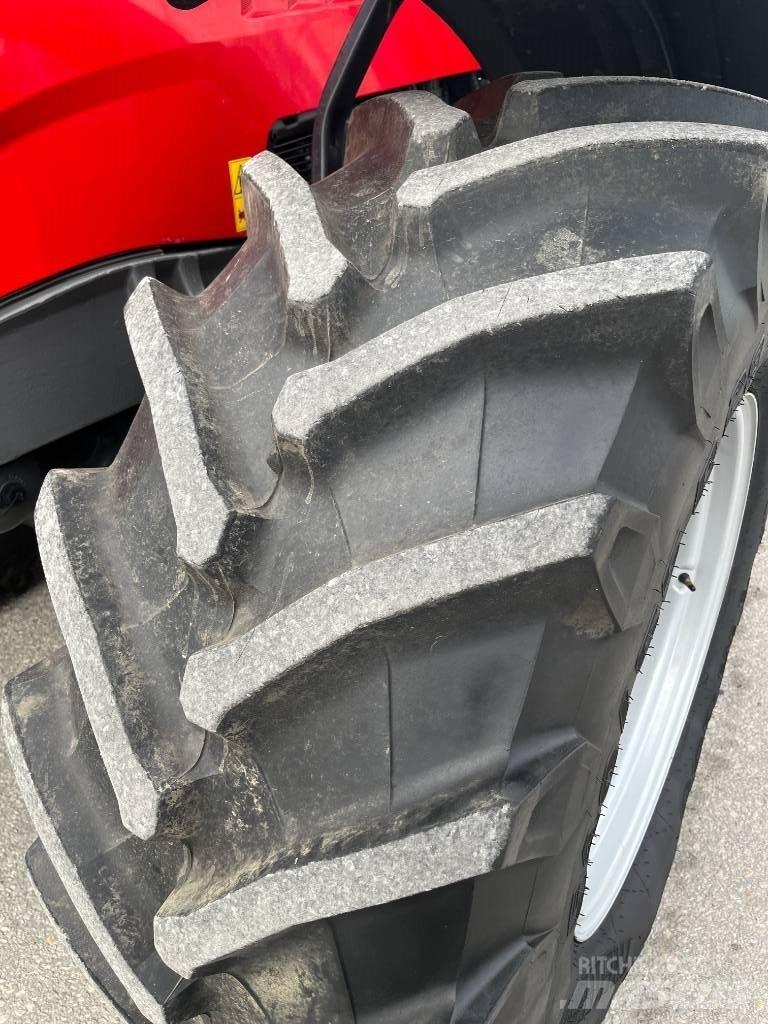 Massey Ferguson 7718 Traktoren
