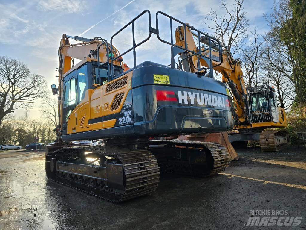 Hyundai HX220L Raupenbagger