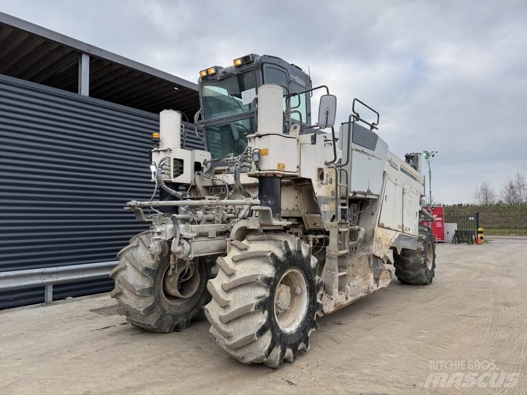Wirtgen WR 2500S Asphalt-Recycler