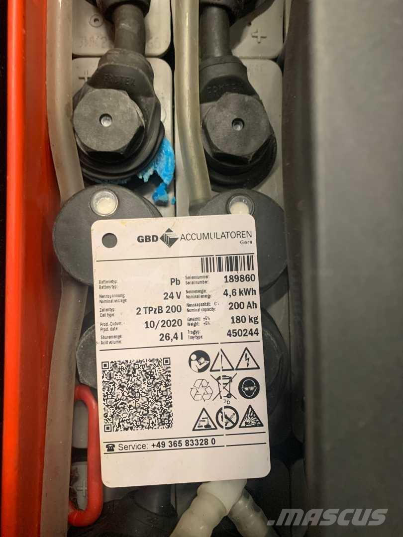 Linde L10 Zelfrijdende stapelaars