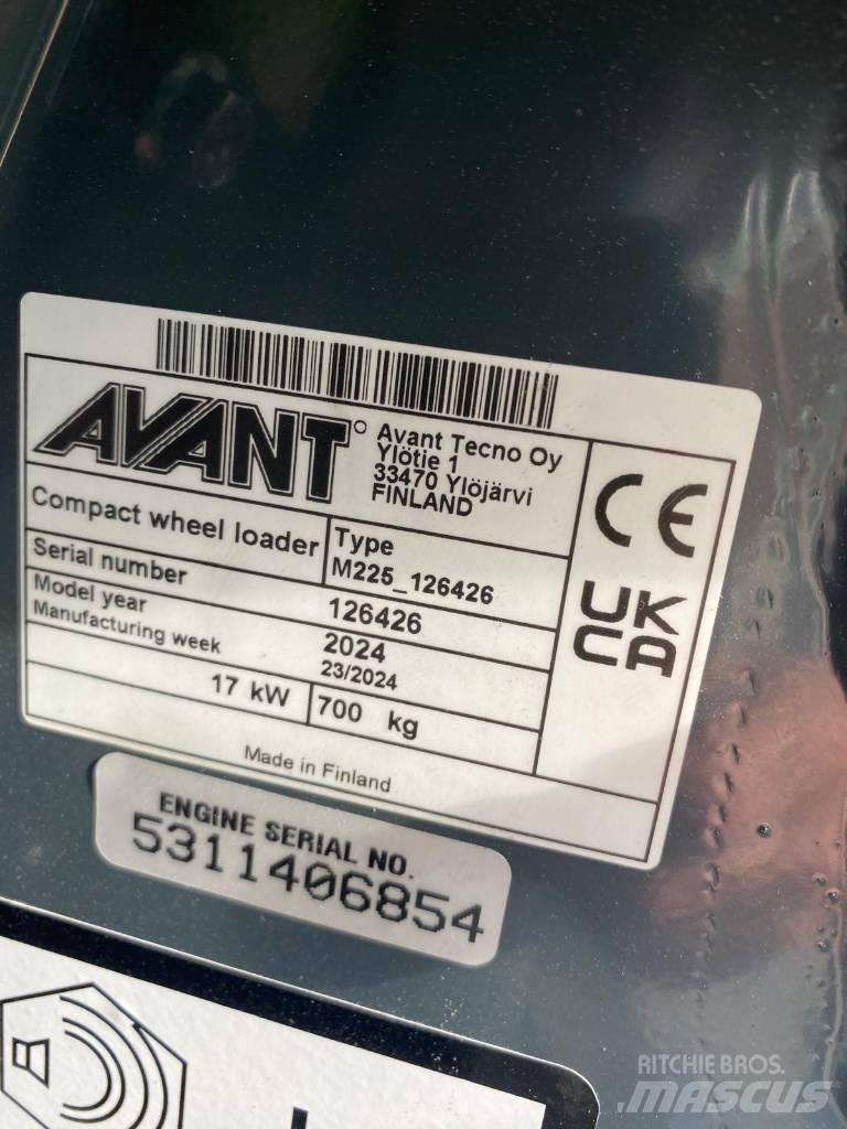 Avant 225 Sonstige Kommunalmaschinen