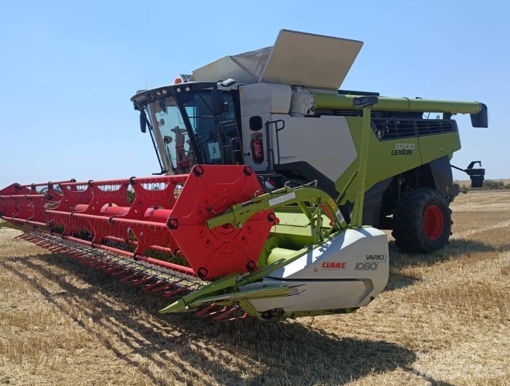CLAAS Lexion 8700 Mähdrescher