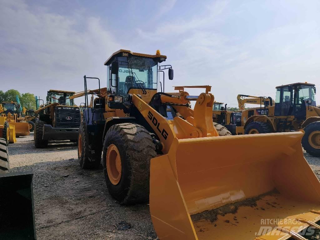 SDLG L 956 F Radlader