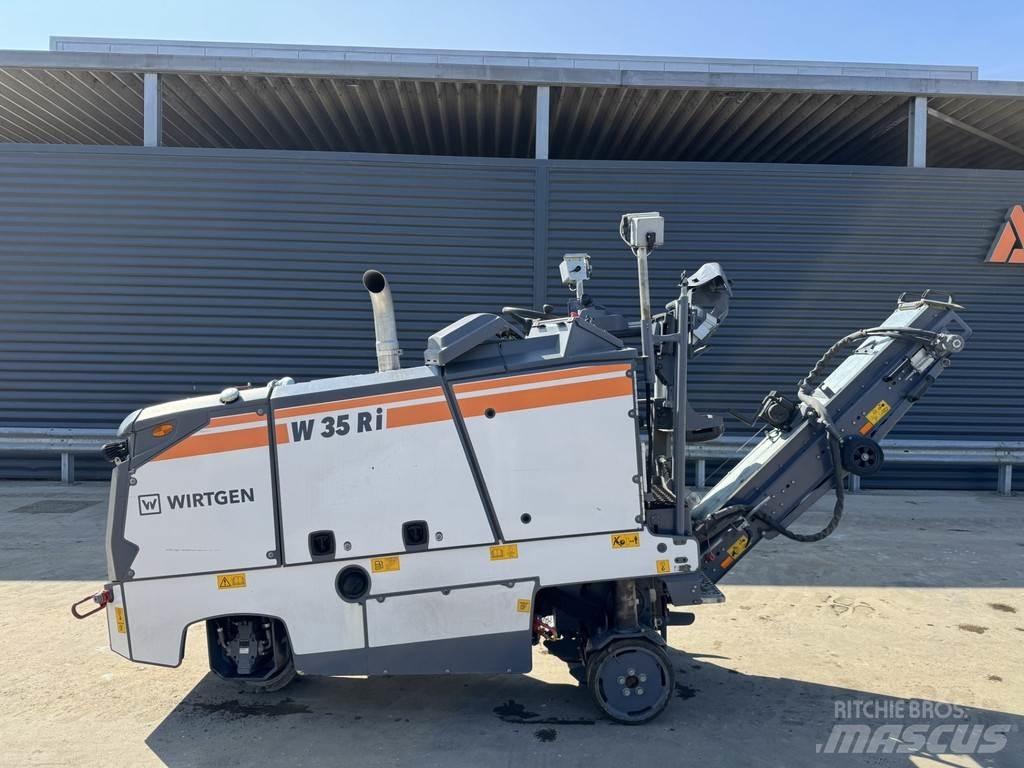 Wirtgen W 35 RI Asphaltfräsen