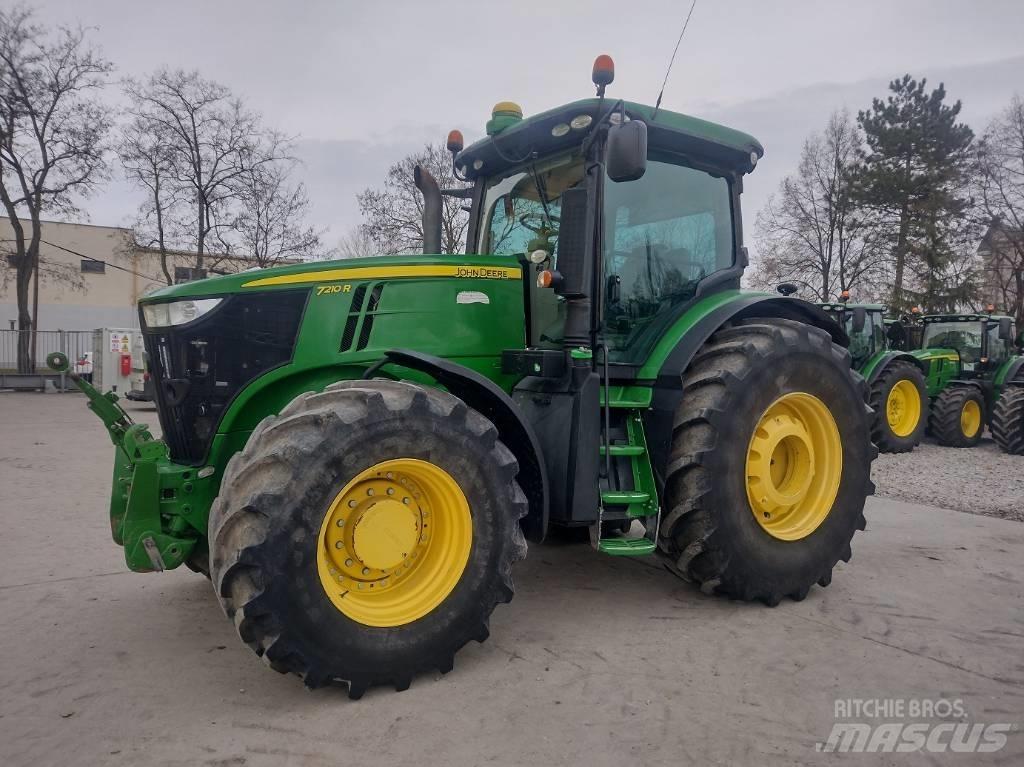 John Deere 7210 R Traktoren