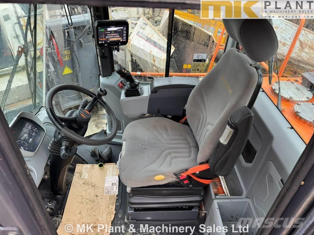 Doosan DL 320-7 Radlader