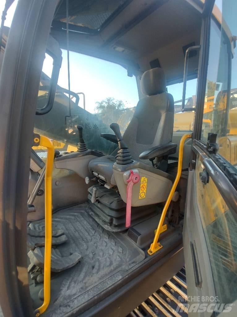 Volvo EC380DL Raupenbagger