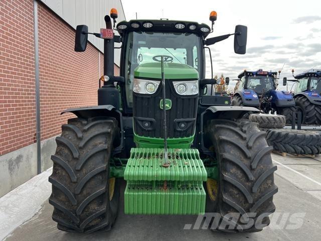 John Deere 6R 215 Traktoren