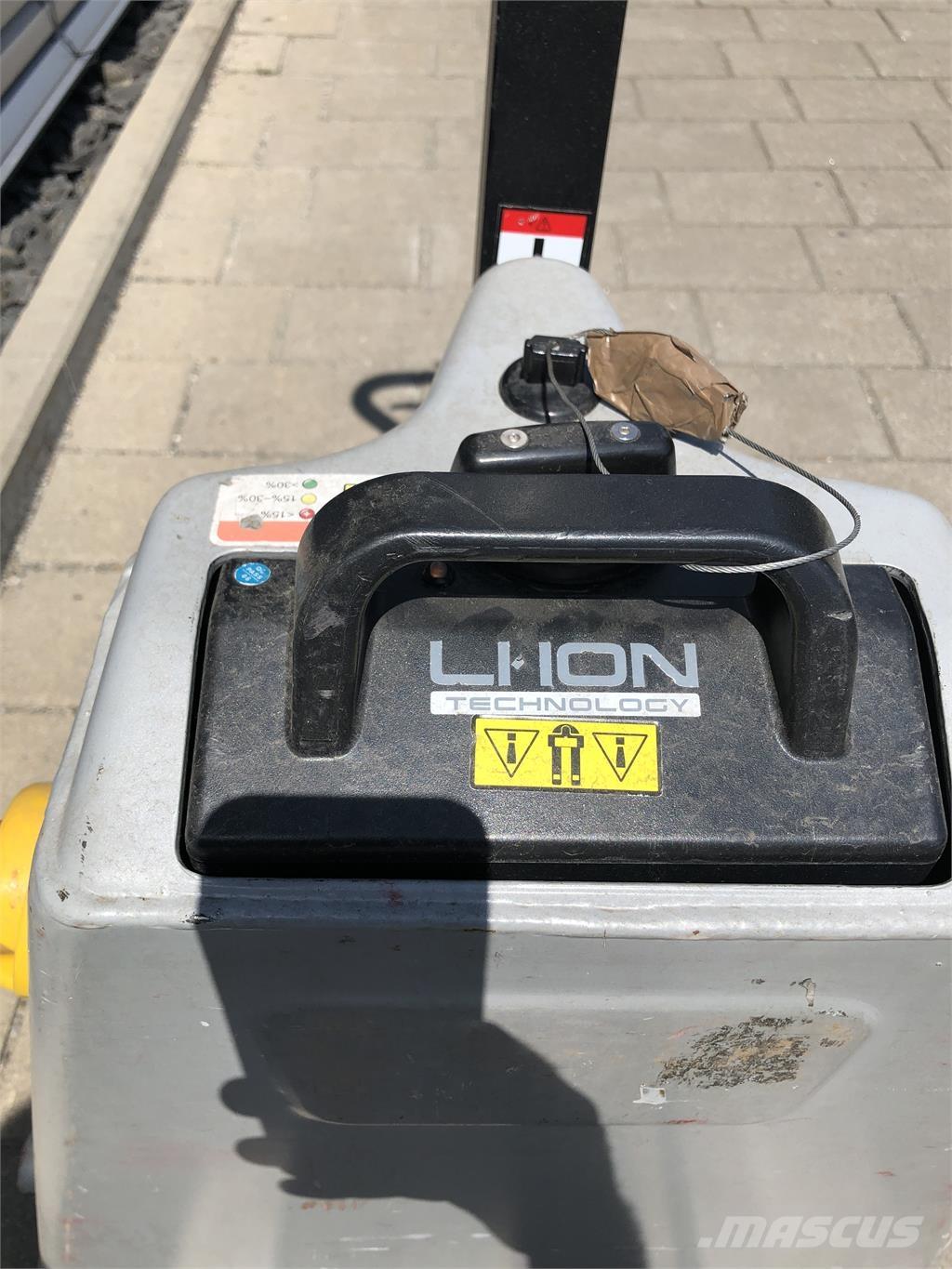 Still ECH 12 C Deichselstapler