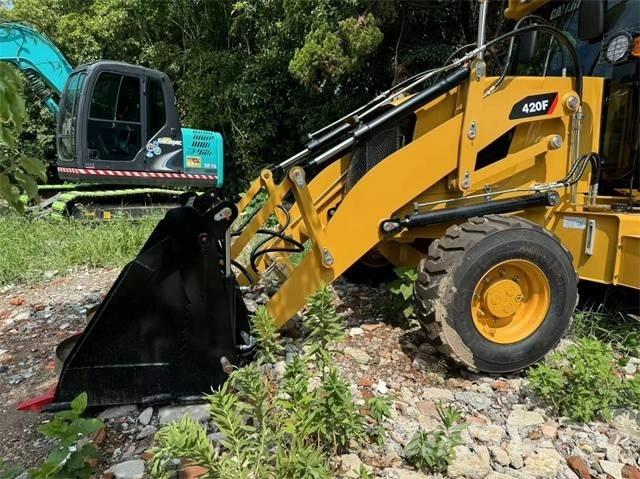 CAT 420 F Baggerlader