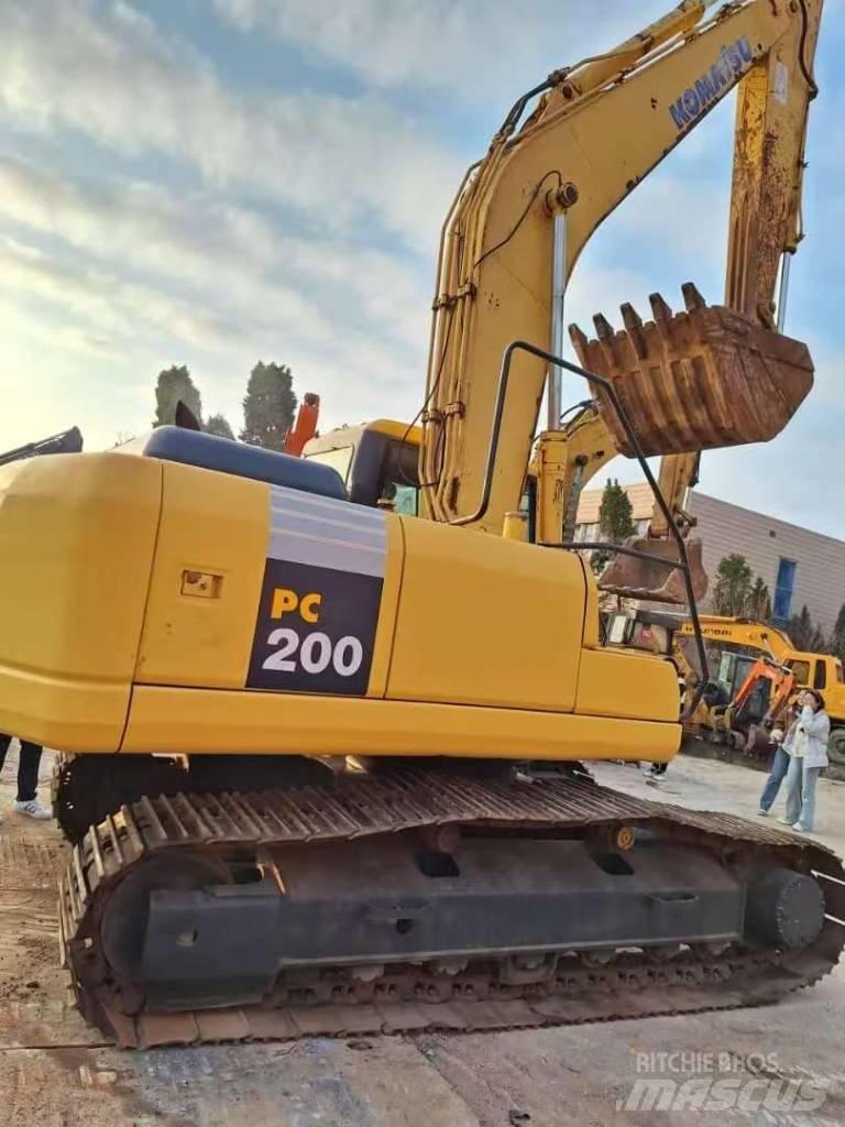 Komatsu PC 200-7 Raupenbagger