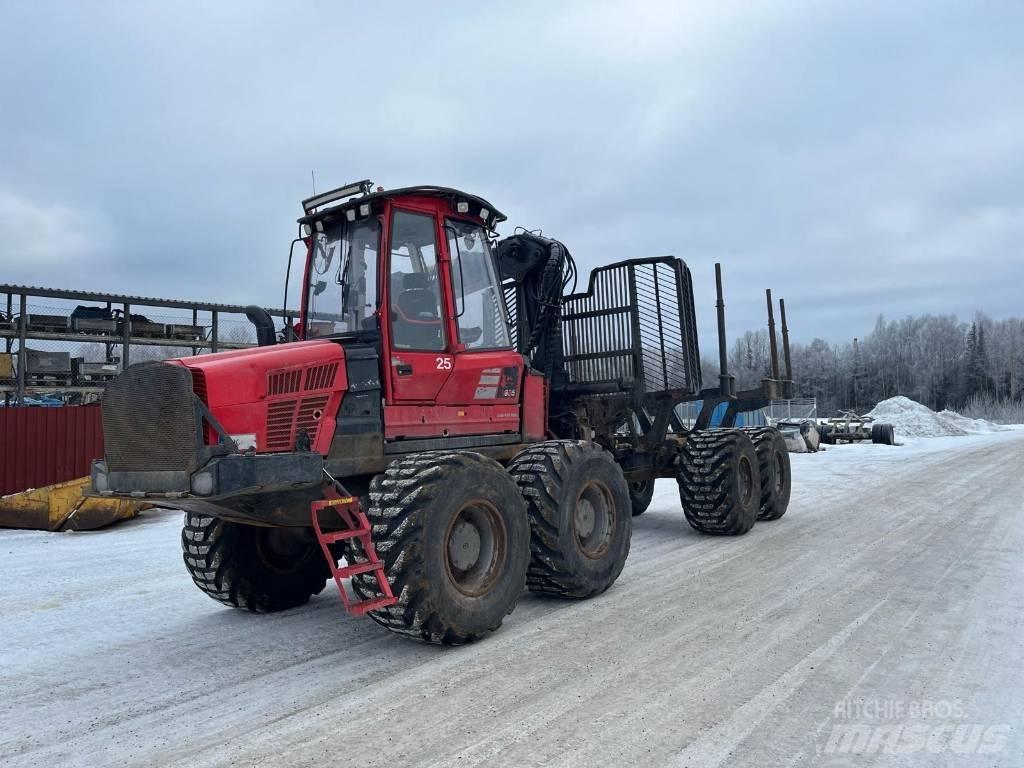 Komatsu 895 Forwarder