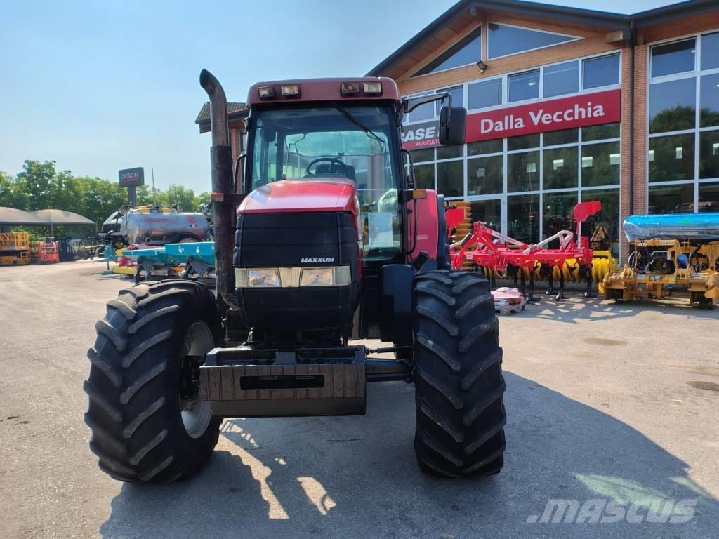 Case IH MX 135 Traktoren