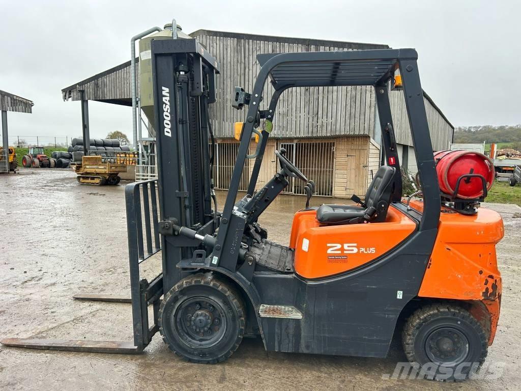 Doosan G 25 GP Plus LPG heftrucks