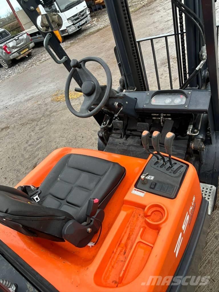 Doosan G 25 GP Plus LPG heftrucks