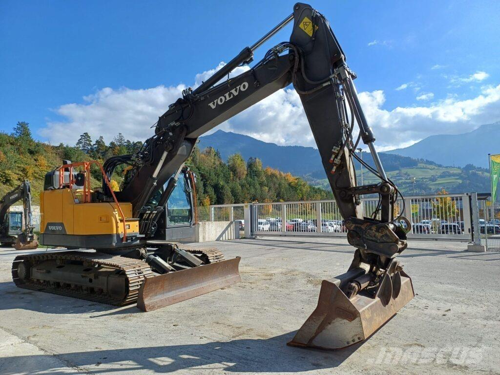 Volvo ECR235EL Raupenbagger