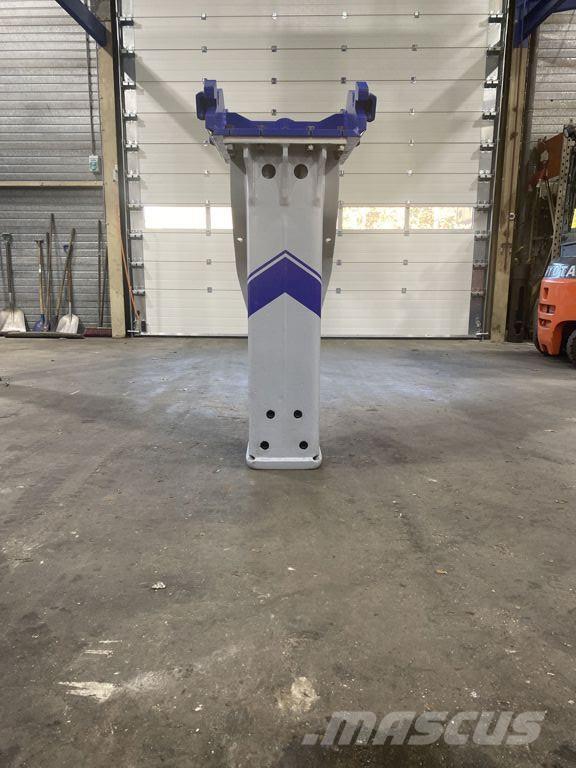 FRD F19 Hammer / Brecher