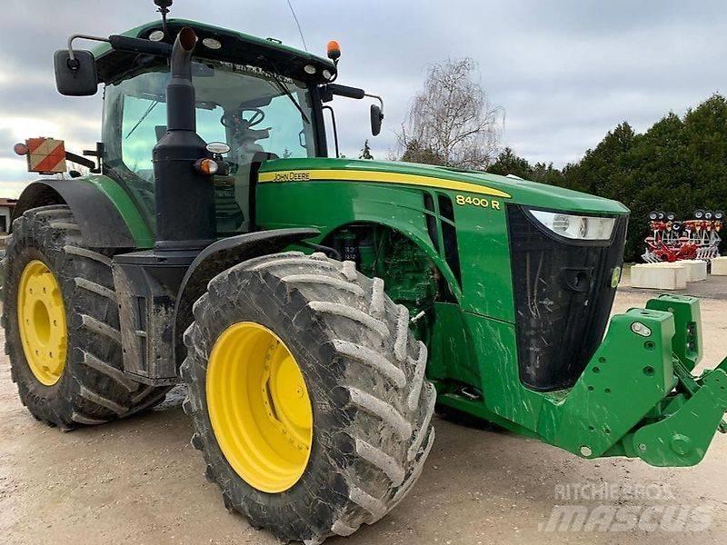 John Deere 8400R Traktoren