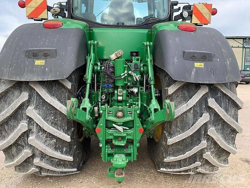 John Deere 8400R Traktoren