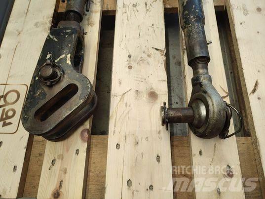 Deutz-Fahr 150 lifts Ausleger