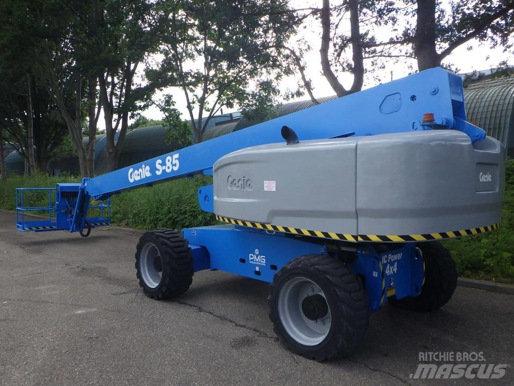 Genie S85 Teleskopbühnen